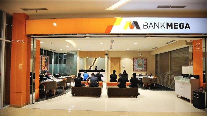 RETAIL FUNDING & CARD OFFICER IN THE MEGA BANK
